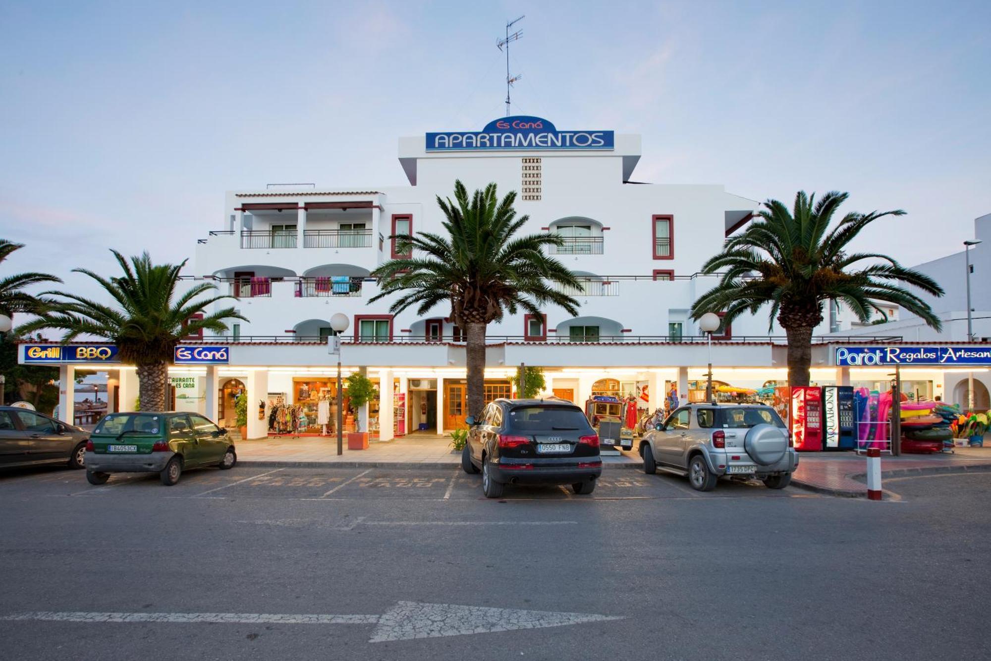 Apartamentos Playa Es Cana מראה חיצוני תמונה