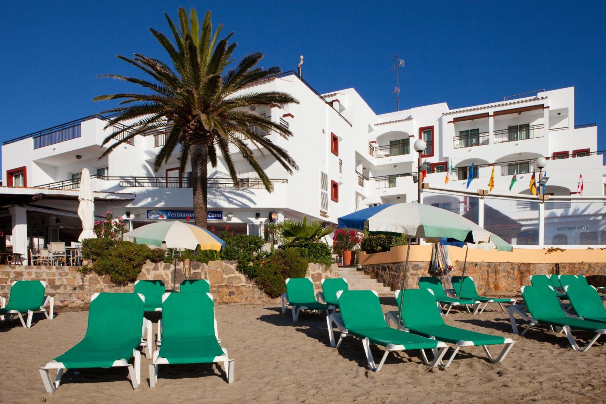 Apartamentos Playa Es Cana מראה חיצוני תמונה